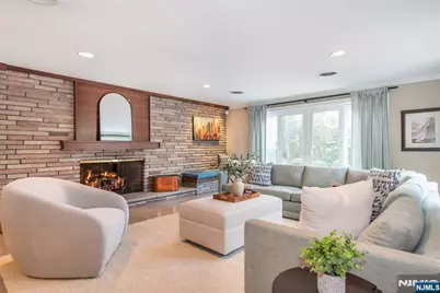 112 Heller Way, Montclair, NJ 07043 - Photo 31