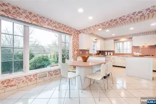 112 Heller Wy, Montclair, NJ 07043 - Photo 9