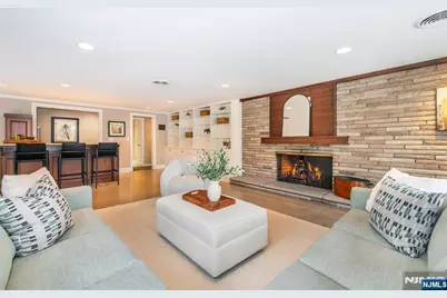 112 Heller Way, Montclair, NJ 07043 - Photo 33