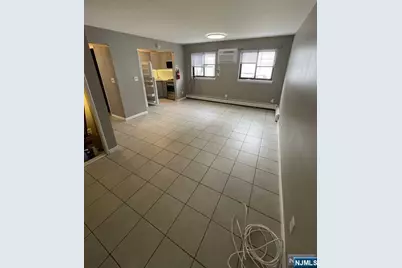 17 68th Street 7 #7, Guttenberg, NJ 07093 - Photo 5