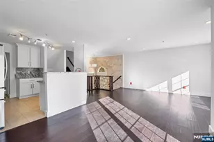 11 Bayside Dr, Bayonne, NJ 07002 - Photo 7