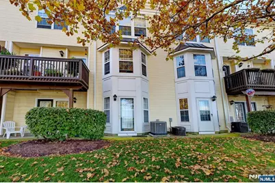 11 Bayside Drive, Bayonne, NJ 07002 - Photo 5