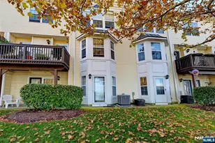 11 Bayside Dr, Bayonne, NJ 07002 - Photo 5