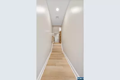 30 Arnold Drive, Wood Ridge, NJ 07075 - Photo 5
