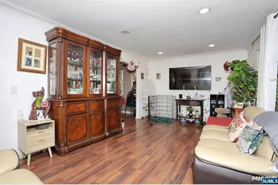 655 Hamilton Avenue, Ridgefield, NJ 07657 - Photo 3