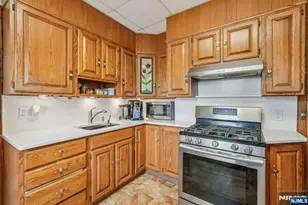 670 Devon St, Kearny, NJ 07032 - Photo 23