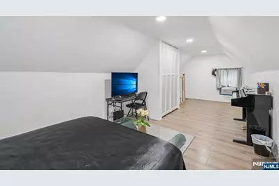 670 Devon Street, Kearny, NJ 07032 - Photo 37