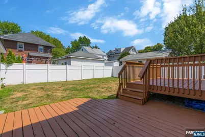 24 Sunderland Avenue, Rutherford, NJ 07070 - Photo 29