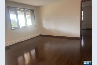 384 Roosevelt Street Ground #ground, Fairview, NJ 07022 - Photo 9