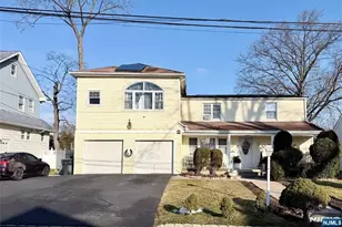 33 Homestead Pl 2nd Floor, Bergenfield, NJ 07621 - Photo 1