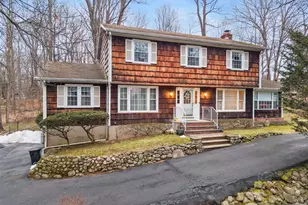 51 Black Oak Ln, Mahwah, NJ 07430 - Photo 43