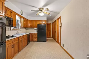 51 Black Oak Ln, Mahwah, NJ 07430 - Photo 5