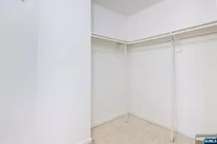 1125 Hyde Park Ct A2, Mahwah, NJ 07430 - Photo 15