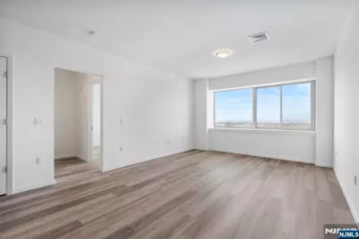 2 Executive Drive 813 #813, Fort Lee, NJ 07024 - Photo 7