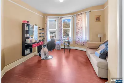 125 Berkshire Place, Irvington, NJ 07111 - Photo 7