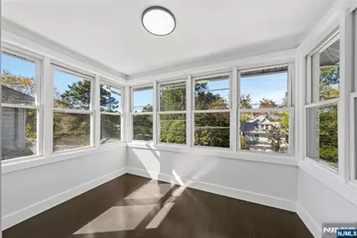 561 Grand Avenue 2 #2, Leonia, NJ 07605 - Photo 5