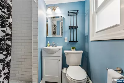 20 Toronto Court, Maplewood, NJ 07040 - Photo 15