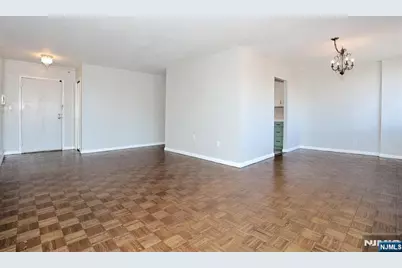 160 Overlook Avenue 18D #18D, Hackensack, NJ 07601 - Photo 7