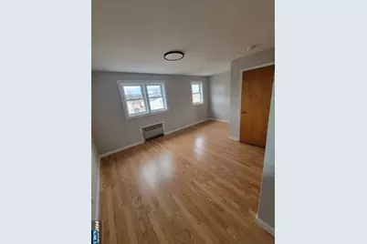 140 Clinton Place 2 #2, East Rutherford, NJ 07073 - Photo 5