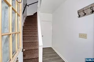 68 Mohawk Ave 2nd Fl, Hawthorne, NJ 07506 - Photo 3