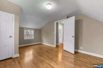 182 Woodland Avenue 2 #2, Verona, NJ 07044 - Photo 15