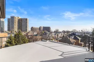 690 Palisade, Cliffside Park, NJ 07010 - Photo 19