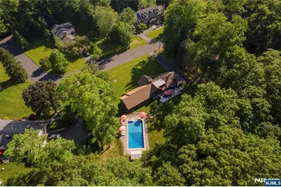 15 Candlestick Lane, Upper Saddle River, NJ 07458 - Photo 35