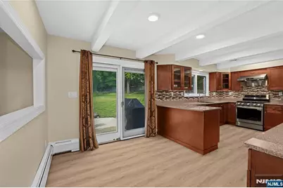 15 Candlestick Lane, Upper Saddle River, NJ 07458 - Photo 11