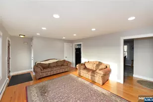 13 Central Ave 1, Allendale, NJ 07401 - Photo 3