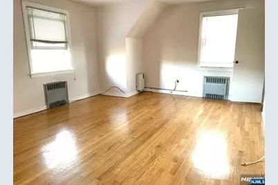 321 Roff Avenue, Palisades Park, NJ 07650 - Photo 7