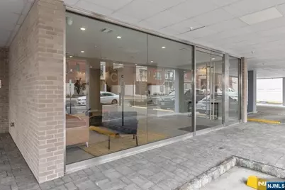 159 Cedar Street 402 #402, Fort Lee, NJ 07024 - Photo 15