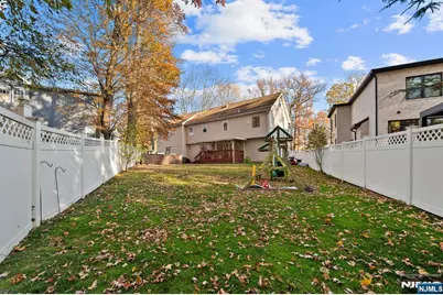 212 Lozier Terrace, River Edge, NJ 07661 - Photo 17