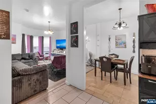 25 Oak St, Paterson, NJ 07501 - Photo 3