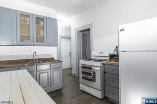 105 Knapp Ave, Clifton, NJ 07011 - Photo 11