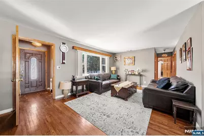 219 Farview Avenue, Paramus, NJ 07652 - Photo 3