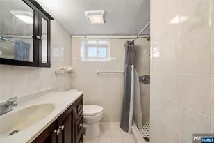 219 Farview Ave, Paramus, NJ 07652 - Photo 19