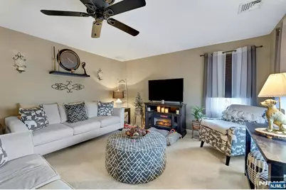 93 Richmond Street, Lodi, NJ 07644 - Photo 21