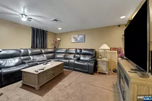 93 Richmond St, Lodi, NJ 07644 - Photo 37