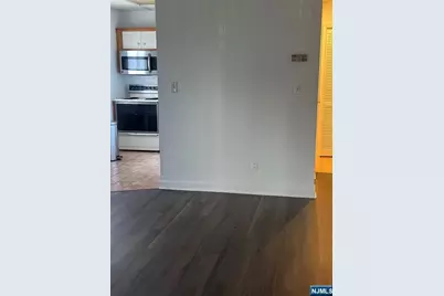 279 Clark Street C3 #C3, Hackensack, NJ 07601 - Photo 5