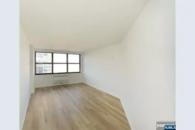 7002 Boulevard East 21B #21B, Guttenberg, NJ 07093 - Photo 11