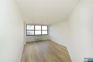 7002 Blvd East 21B, Guttenberg, NJ 07093 - Photo 11