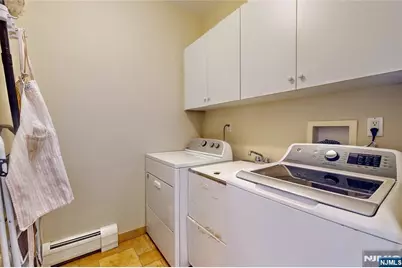 10 Hope Street, Montvale, NJ 07645 - Photo 17