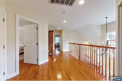 10 Hope Street, Montvale, NJ 07645 - Photo 19