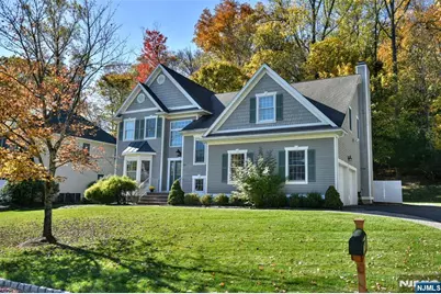 10 Hope Street, Montvale, NJ 07645 - Photo 39