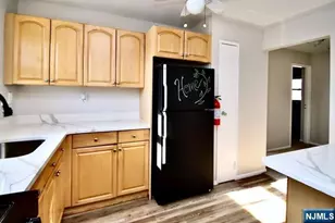 1-46 Virginia Dr B, Fair Lawn, NJ 07410 - Photo 3