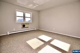 1-46 Virginia Dr B, Fair Lawn, NJ 07410 - Photo 5