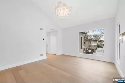 648 Falmouth Avenue, Paramus, NJ 07652 - Photo 23