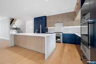 648 Falmouth Ave, Paramus, NJ 07652 - Photo 13