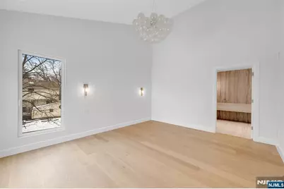 648 Falmouth Avenue, Paramus, NJ 07652 - Photo 21