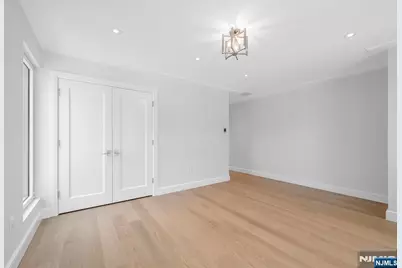 648 Falmouth Avenue, Paramus, NJ 07652 - Photo 33